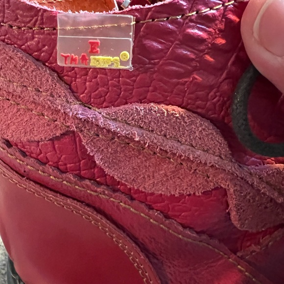 TMA Eyes Women’s Red Washed Layered Leather Duck Boot Size 42 (8) - Picture 6 of 7